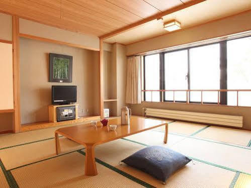 Hotel Mutsumi Shiga Kogen Extérieur photo
